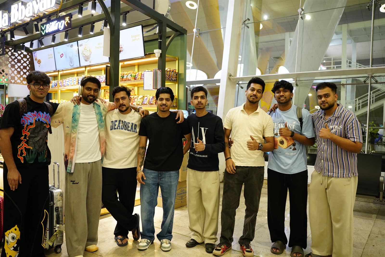 Team arrival group photo